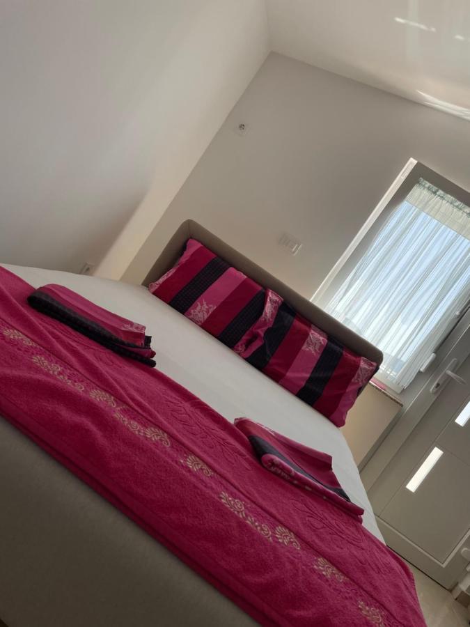 Mit-Apartments Šušanj Εξωτερικό φωτογραφία