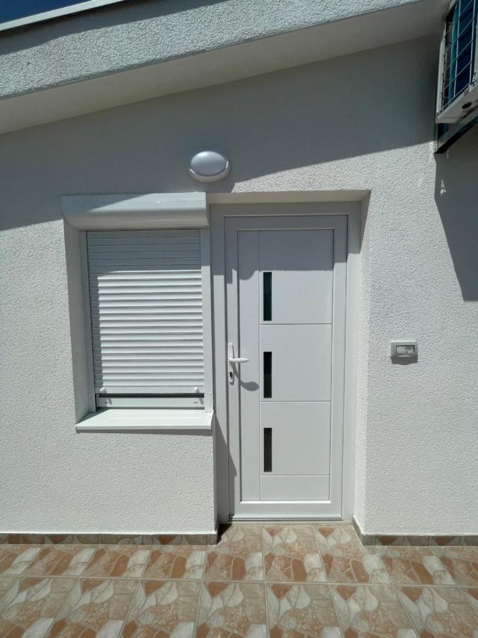 Mit-Apartments Šušanj Εξωτερικό φωτογραφία